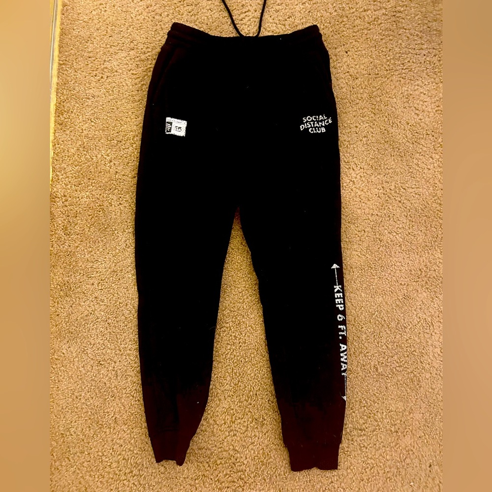 Black sweatpants medium